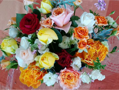 贅沢なフラワーアレンジメント体験